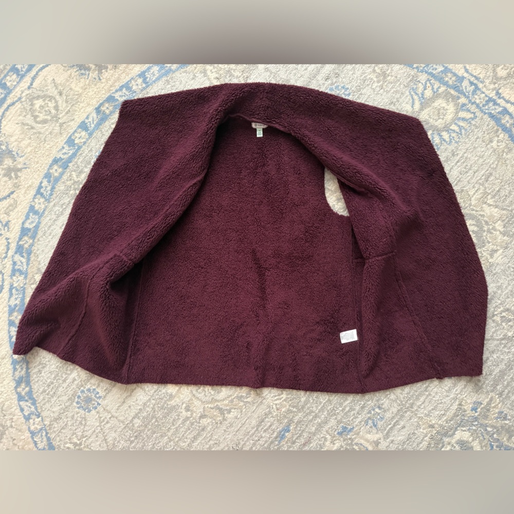 Susina Deep Burgundy Shearling Vest - Picture 4 of 8